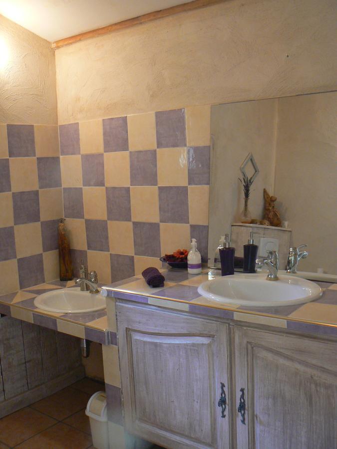 Chambres D'Hotes De La Verrerie Lioux Dış mekan fotoğraf