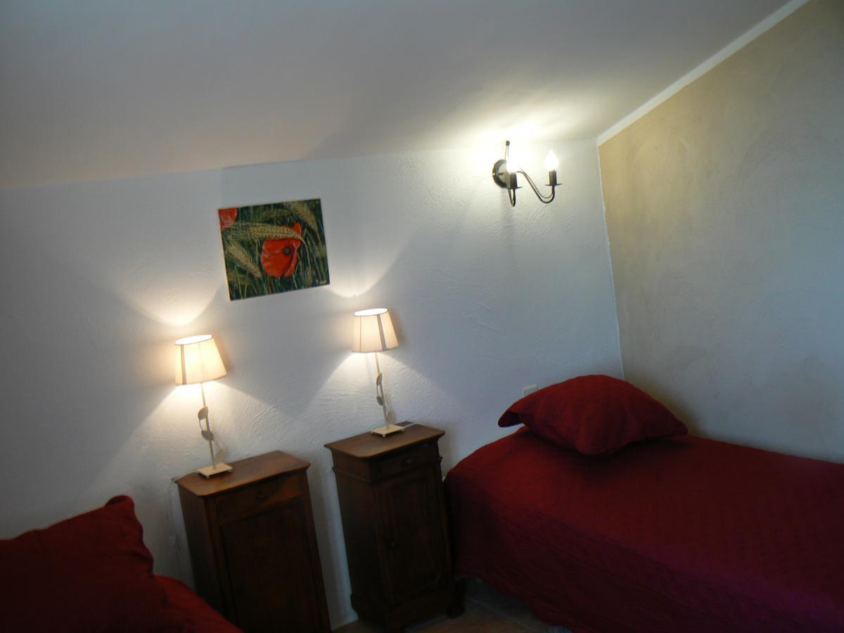 Chambres D'Hotes De La Verrerie Lioux Dış mekan fotoğraf
